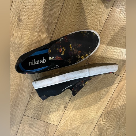 Nike Sportwear slip on shoes - Picture 4 of 5